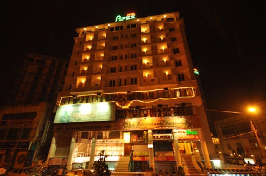 Hotel Apex International Вадодара Экстерьер фото